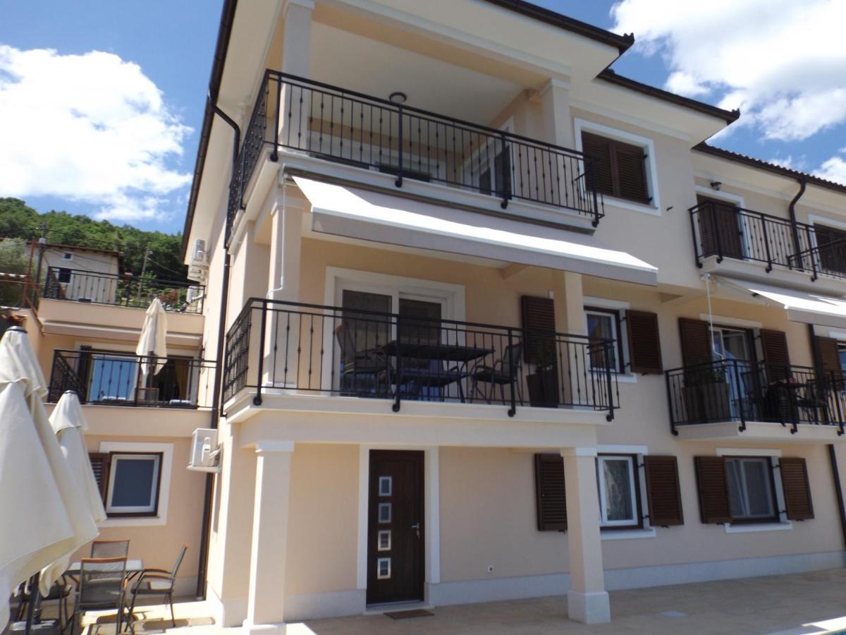 Apartments Villa Elma Moscenicka Draga Exterior foto