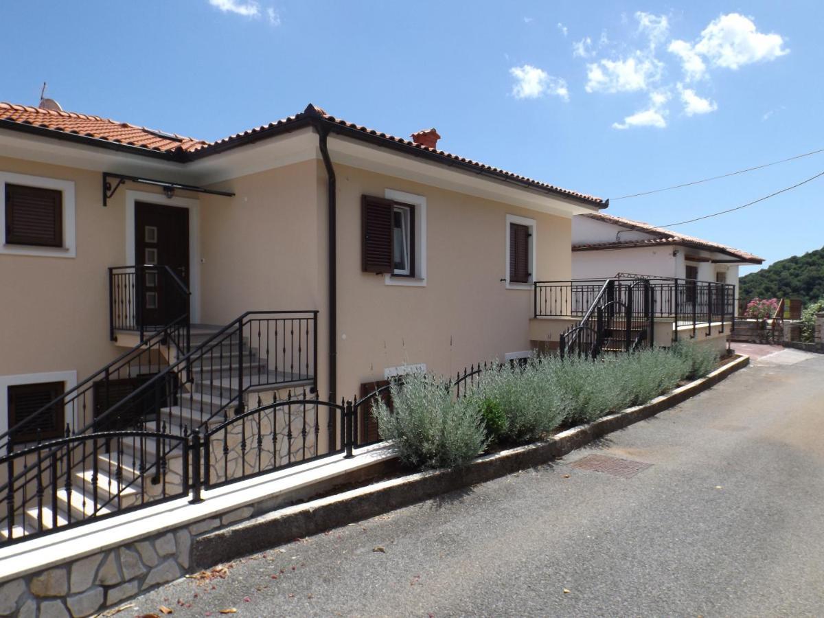 Apartments Villa Elma Moscenicka Draga Exterior foto