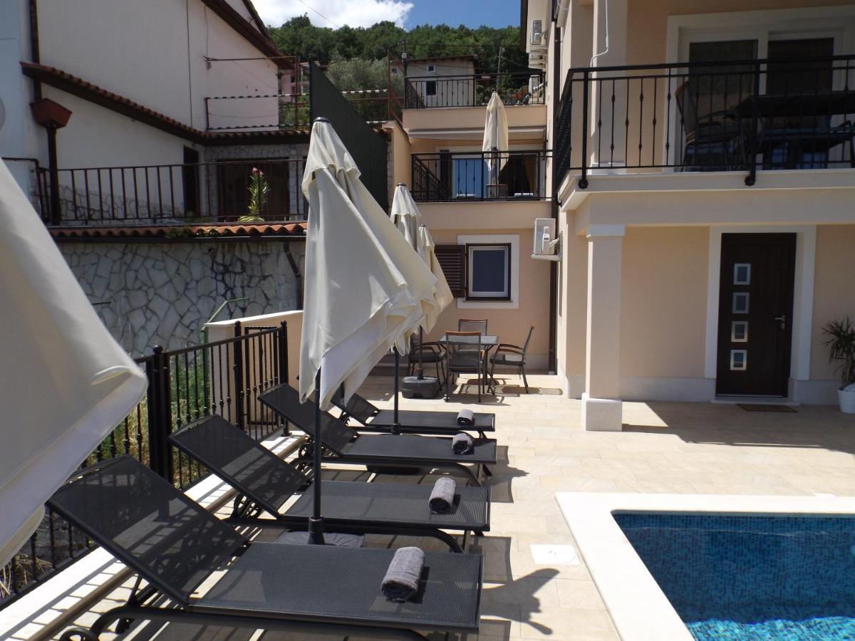 Apartments Villa Elma Moscenicka Draga Exterior foto